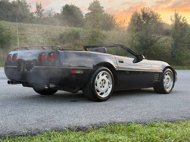1991 Chevrolet Corvette C4 - Image 15 of 31