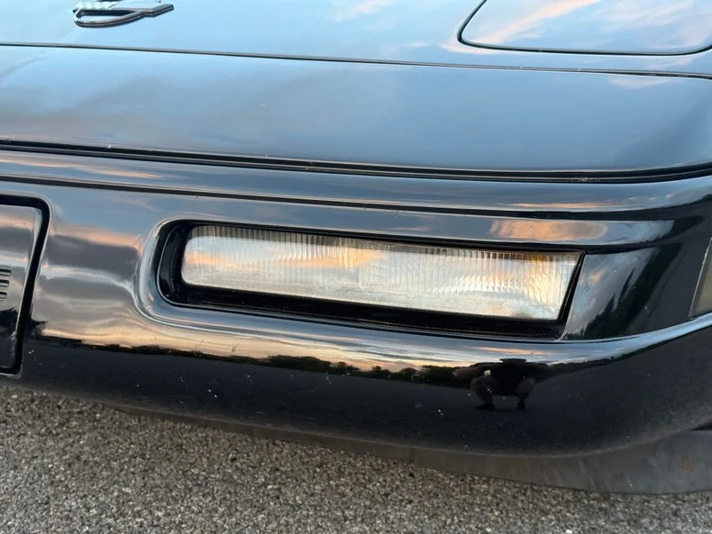 1991 Chevrolet Corvette C4 - Image 22 of 31