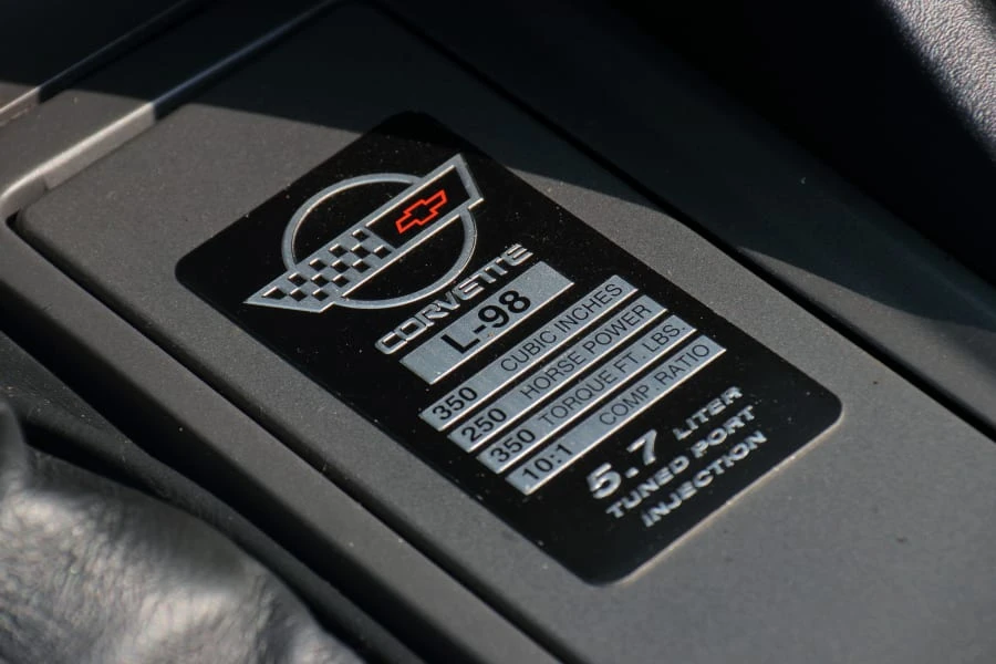 1991 Chevrolet Corvette C4 - Image 19 of 31