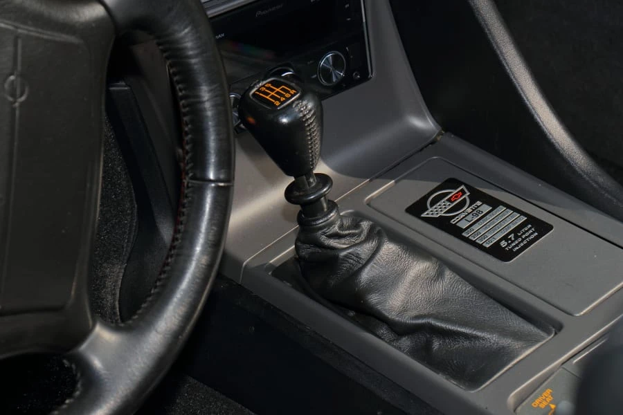 1991 Chevrolet Corvette C4 - Image 27 of 31