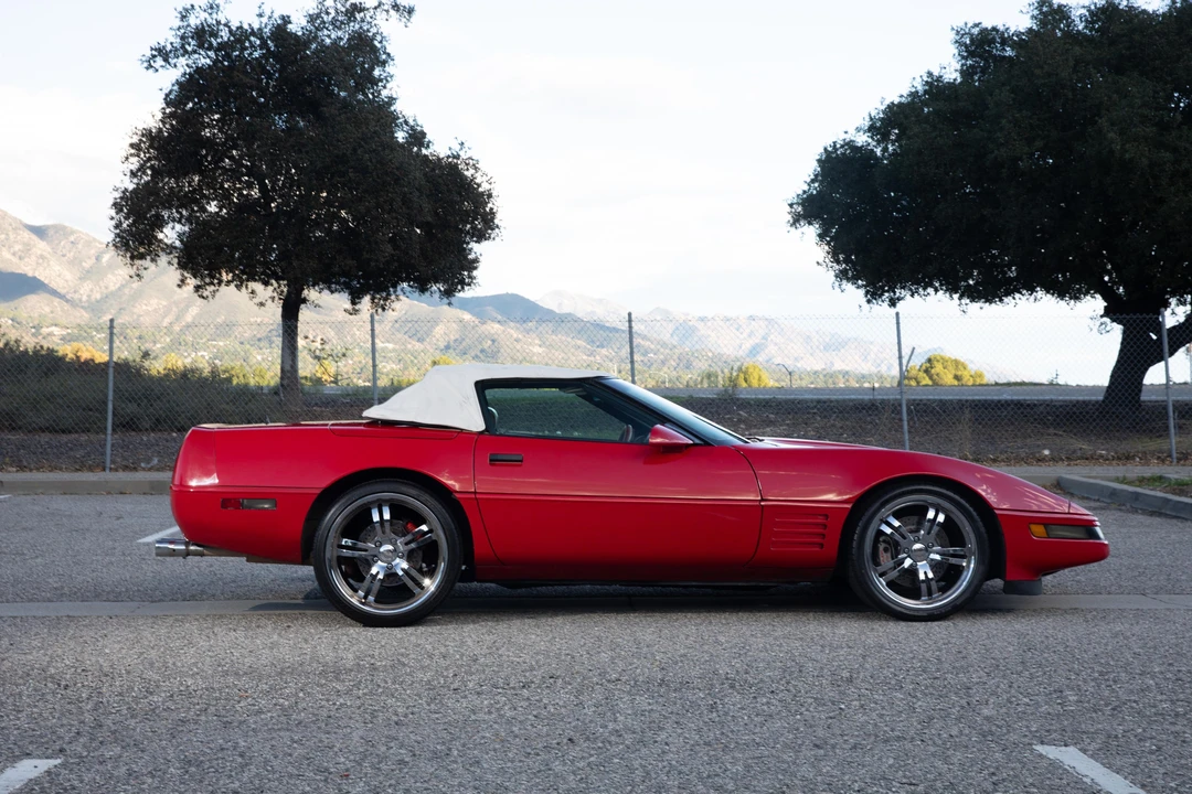 1991 Chevrolet Corvette C4 - Image 15 of 31