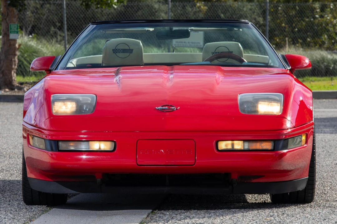 1991 Chevrolet Corvette C4 - Image 2 of 31