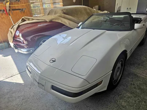 1991 Chevrolet Corvette Convertible 2D