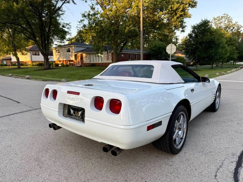 1991 Chevrolet Corvette C4 - Image 17 of 26