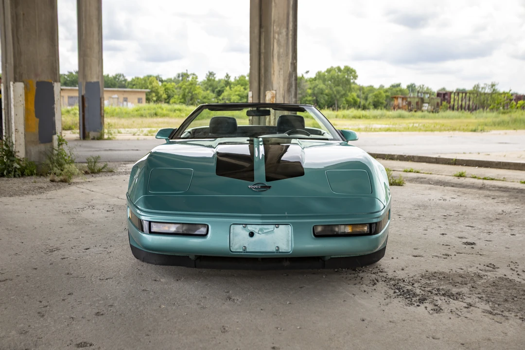 1991 Chevrolet Corvette C4 - Image 13 of 31