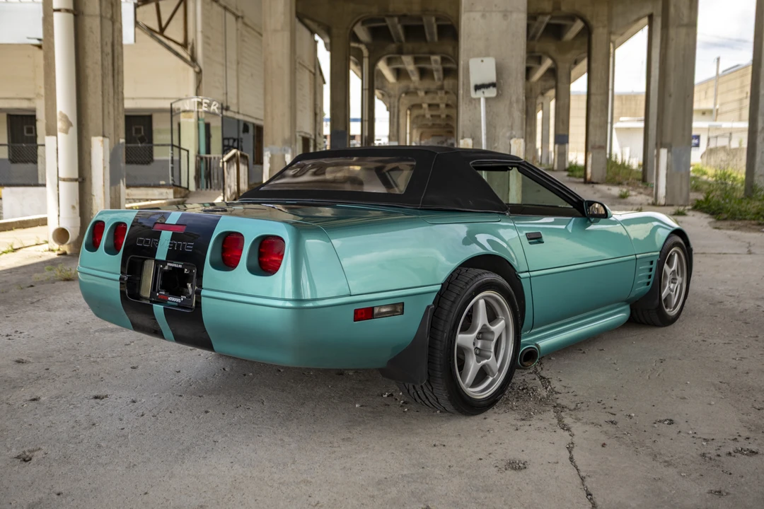 1991 Chevrolet Corvette C4 - Image 23 of 31