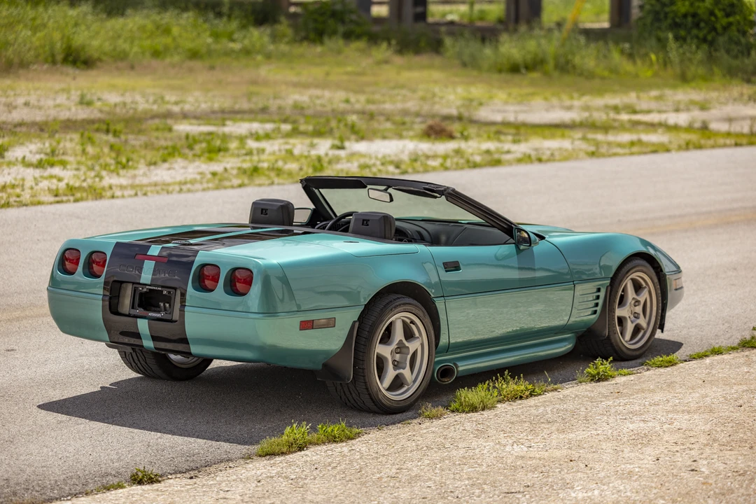 1991 Chevrolet Corvette C4 - Image 25 of 31