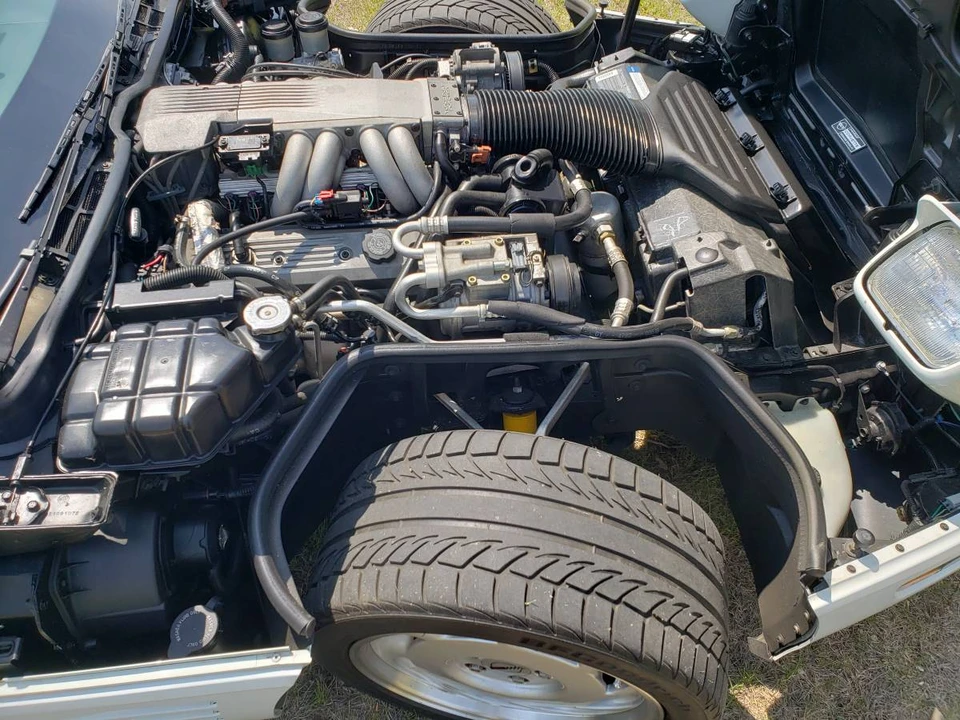 1991 Chevrolet Corvette C4 - Image 22 of 24