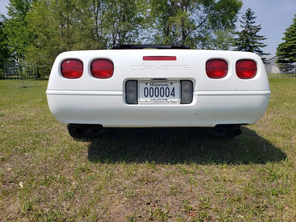 1991 Chevrolet Corvette C4 - Image 7 of 24