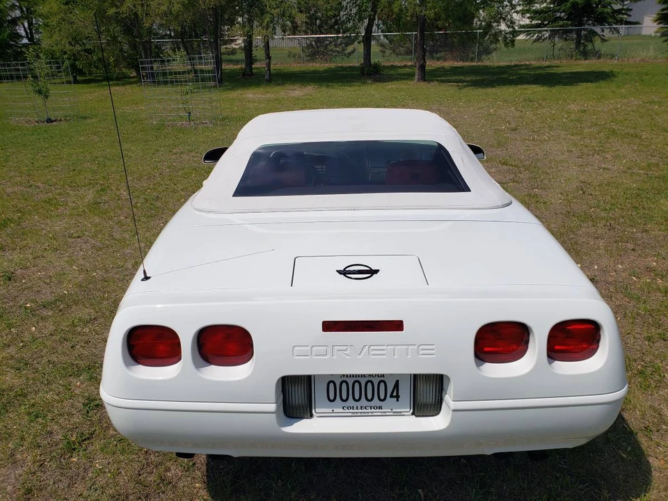 1991 Chevrolet Corvette C4 - Image 9 of 24