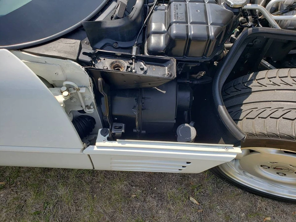 1991 Chevrolet Corvette C4 - Image 23 of 24