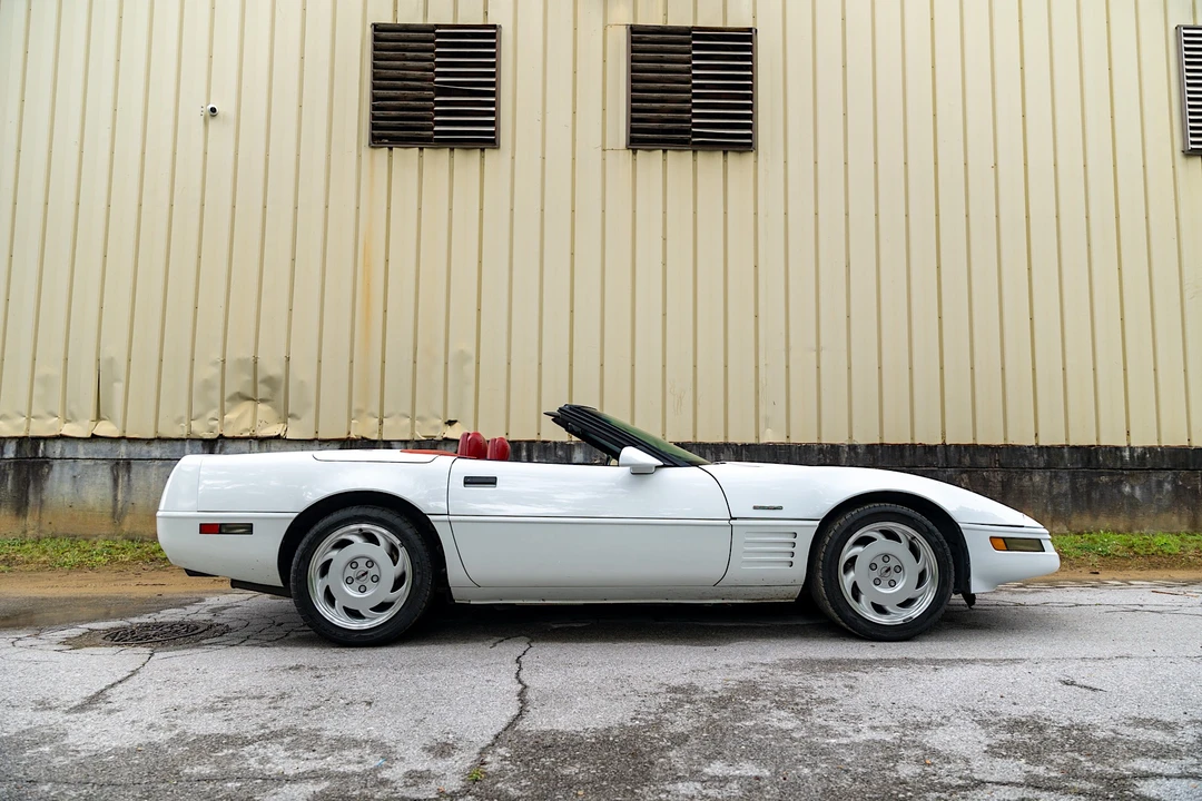 1991 Chevrolet Corvette C4 - Image 4 of 31