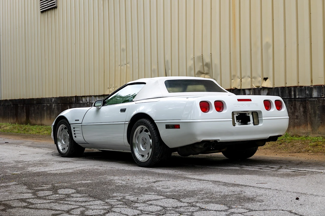1991 Chevrolet Corvette C4 - Image 9 of 31