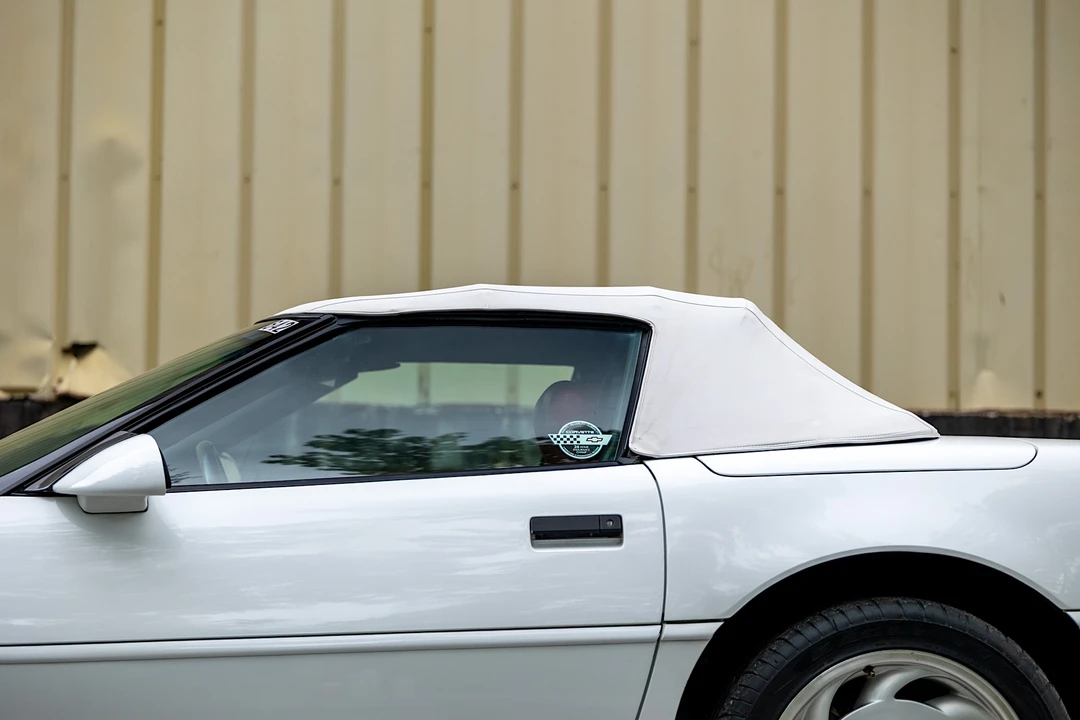 1991 Chevrolet Corvette C4 - Image 20 of 31