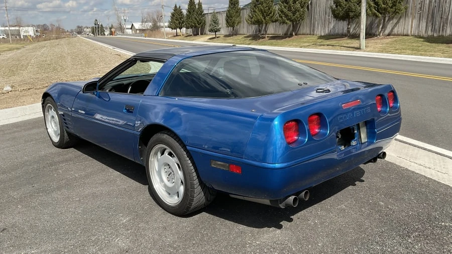 1991 Chevrolet Corvette C4 - Image 3 of 9
