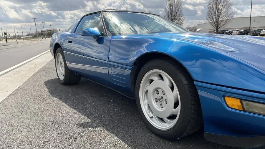 1991 Chevrolet Corvette C4 - Image 5 of 9