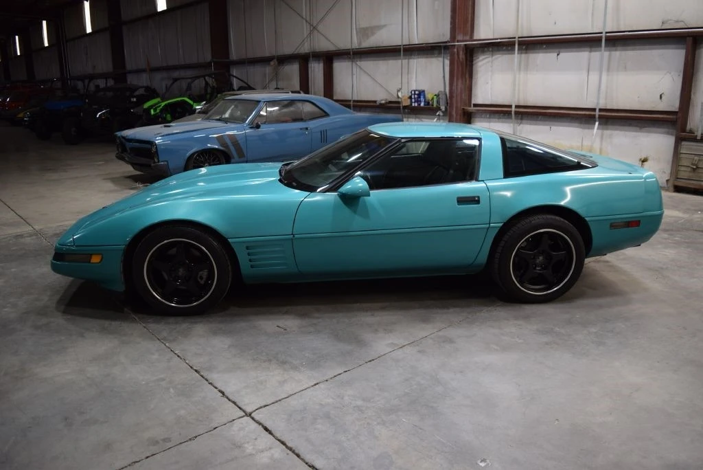 1991 Chevrolet Corvette C4 - Image 4 of 12