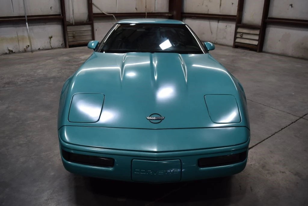 1991 Chevrolet Corvette C4 - Image 2 of 12