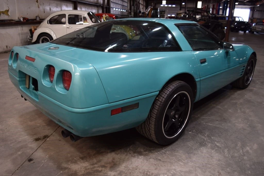 1991 Chevrolet Corvette C4 - Image 8 of 12