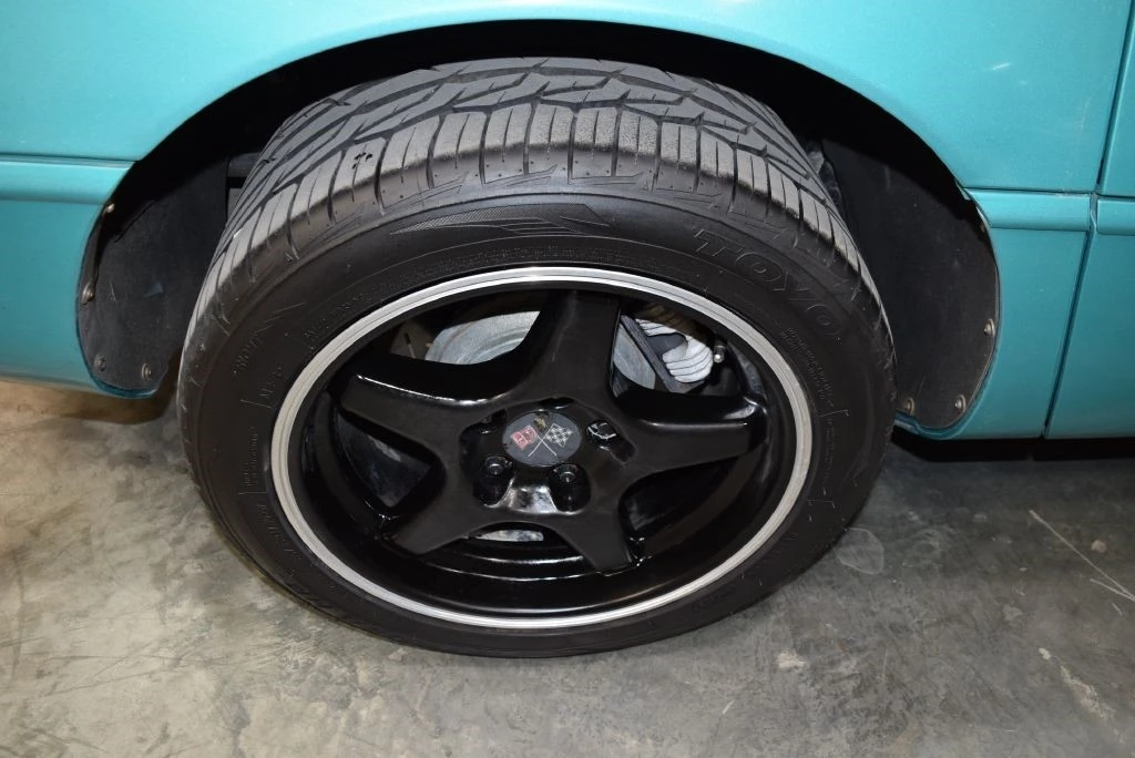 1991 Chevrolet Corvette C4 - Image 11 of 12