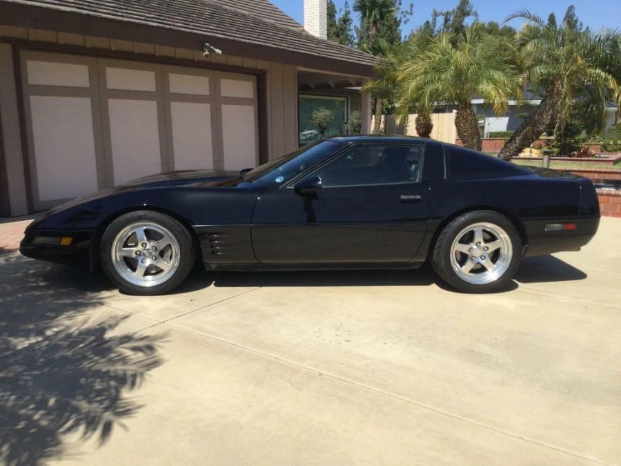 1991 Chevrolet Corvette C4 - Image 2 of 17