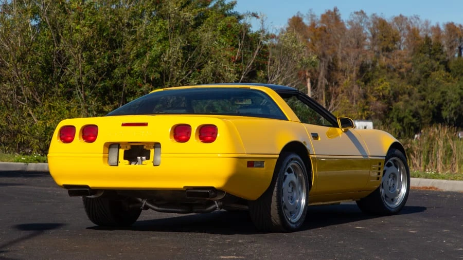 1991 Chevrolet Corvette C4 - Image 3 of 12