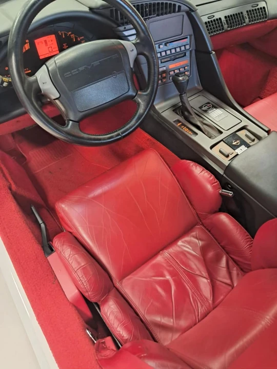 1991 Chevrolet Corvette C4 - Image 9 of 18