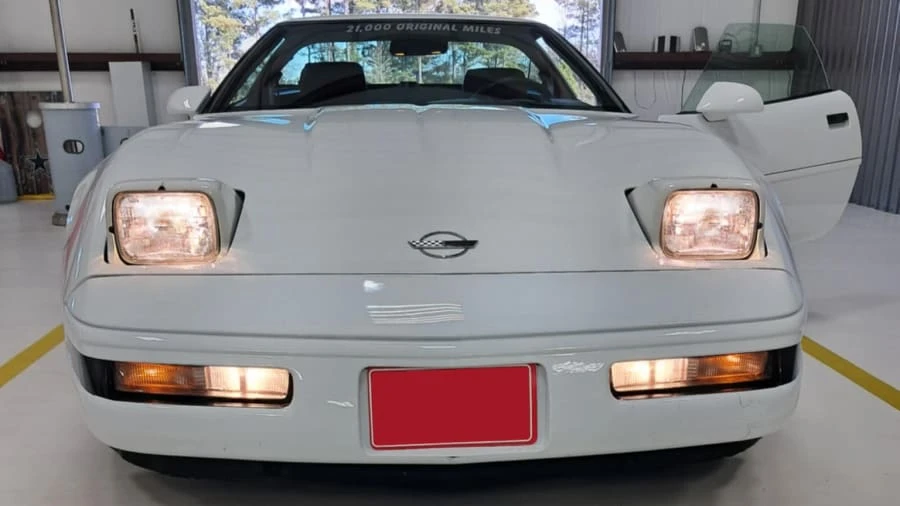 1991 Chevrolet Corvette C4 - Image 7 of 18