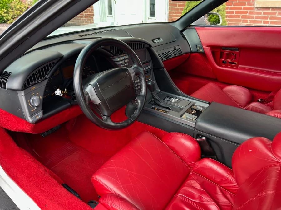 1991 Chevrolet Corvette C4 - Image 4 of 8