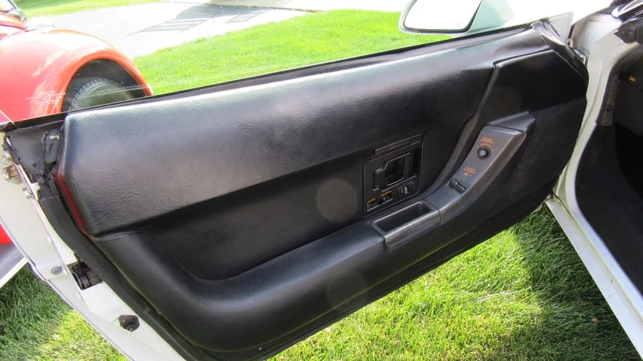 1991 Chevrolet Corvette C4 - Image 7 of 12