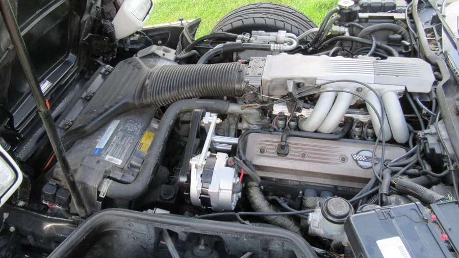 1991 Chevrolet Corvette C4 - Image 8 of 12