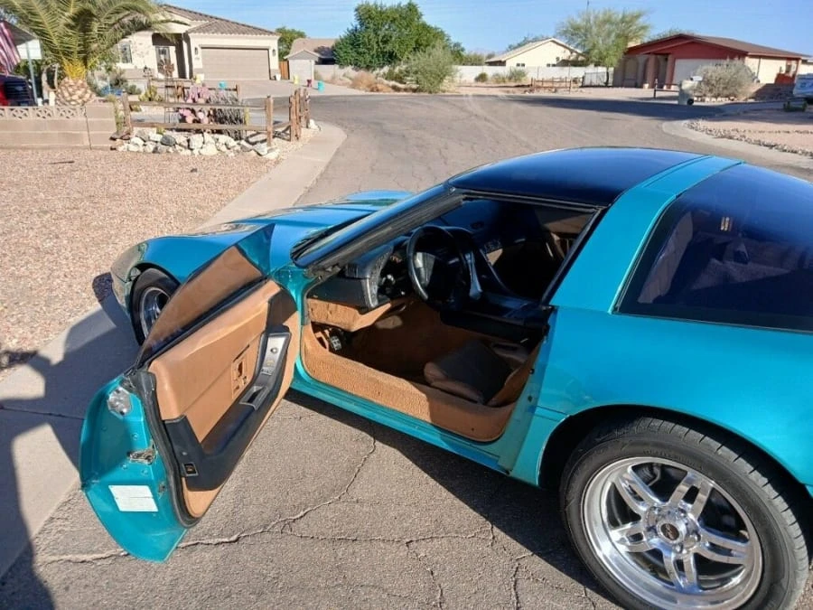 1991 Chevrolet Corvette C4 - Image 5 of 11