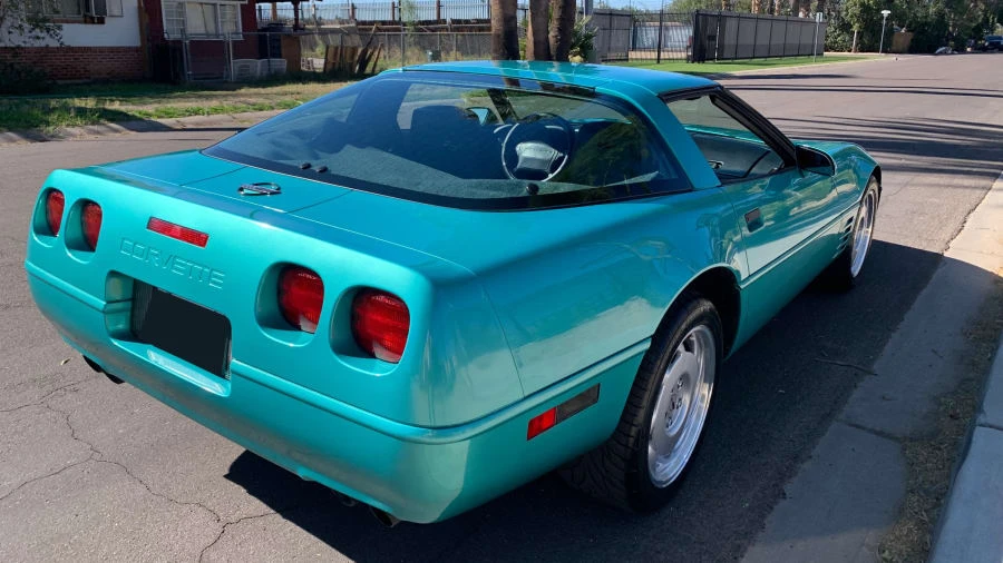 1991 Chevrolet Corvette C4 - Image 2 of 6