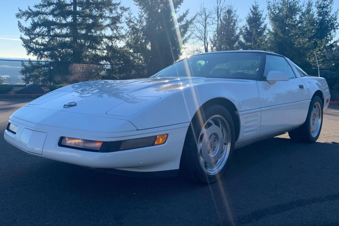 1991 Chevrolet Corvette C4 - Image 7 of 31
