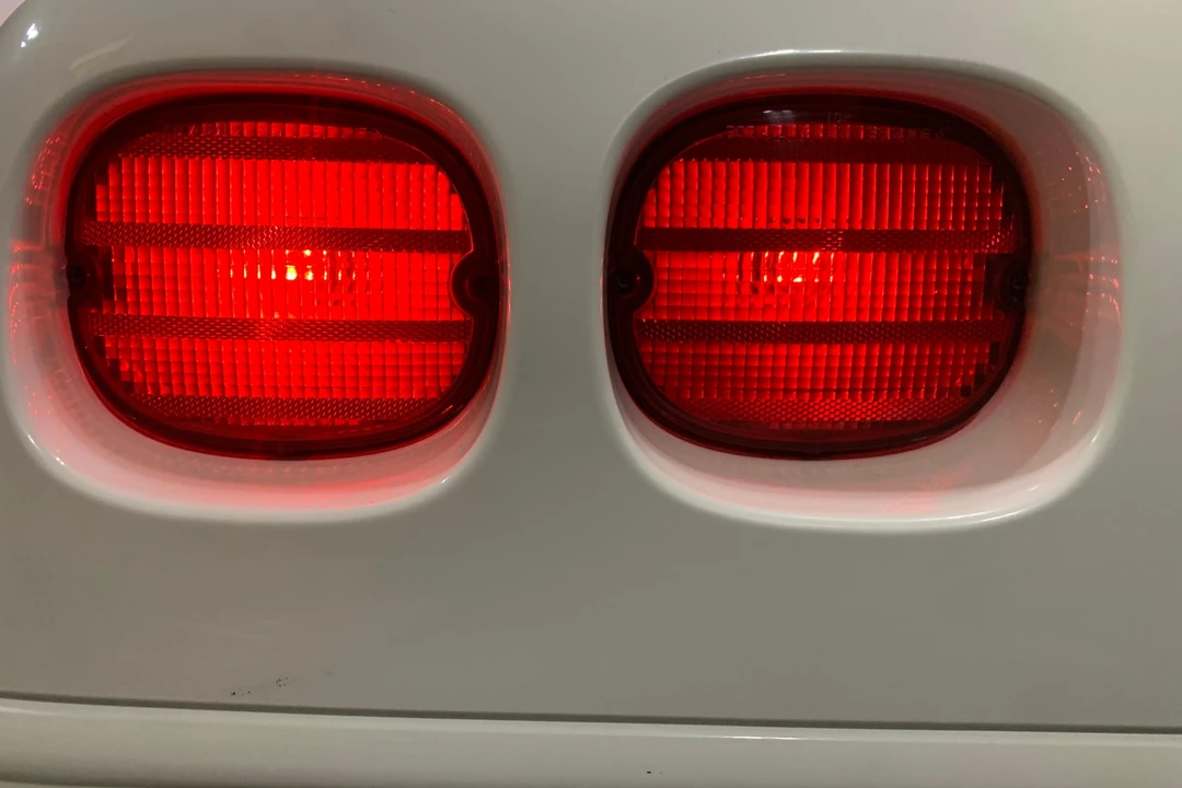 1991 Chevrolet Corvette C4 - Image 22 of 31