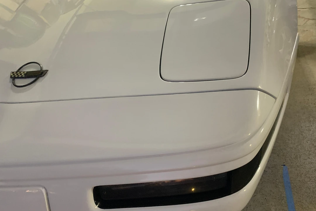 1991 Chevrolet Corvette C4 - Image 16 of 31