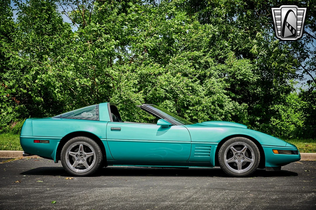 1991 Chevrolet Corvette C4 - Image 23 of 31