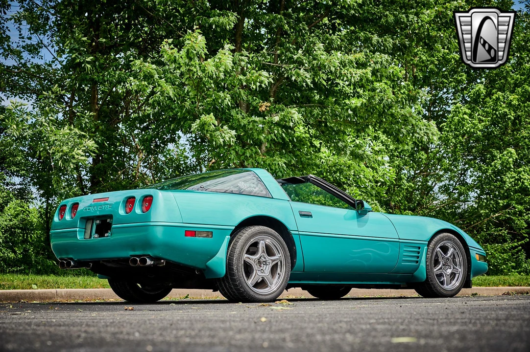 1991 Chevrolet Corvette C4 - Image 22 of 31