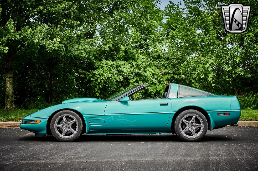 1991 Chevrolet Corvette C4 - Image 14 of 31