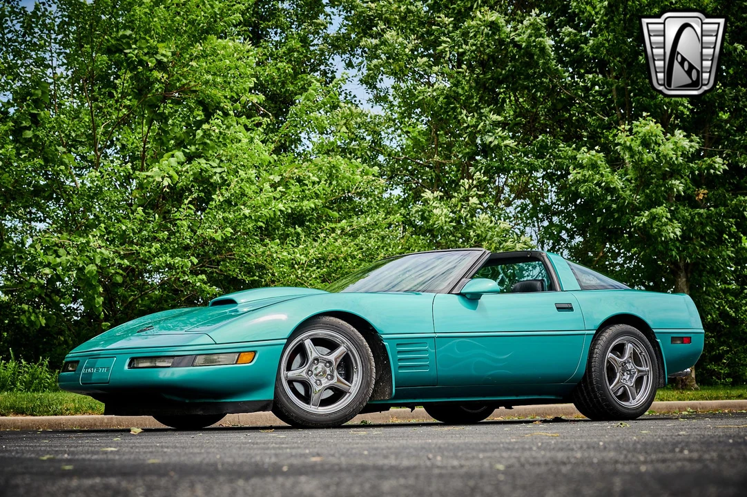 1991 Chevrolet Corvette C4 - Image 12 of 31