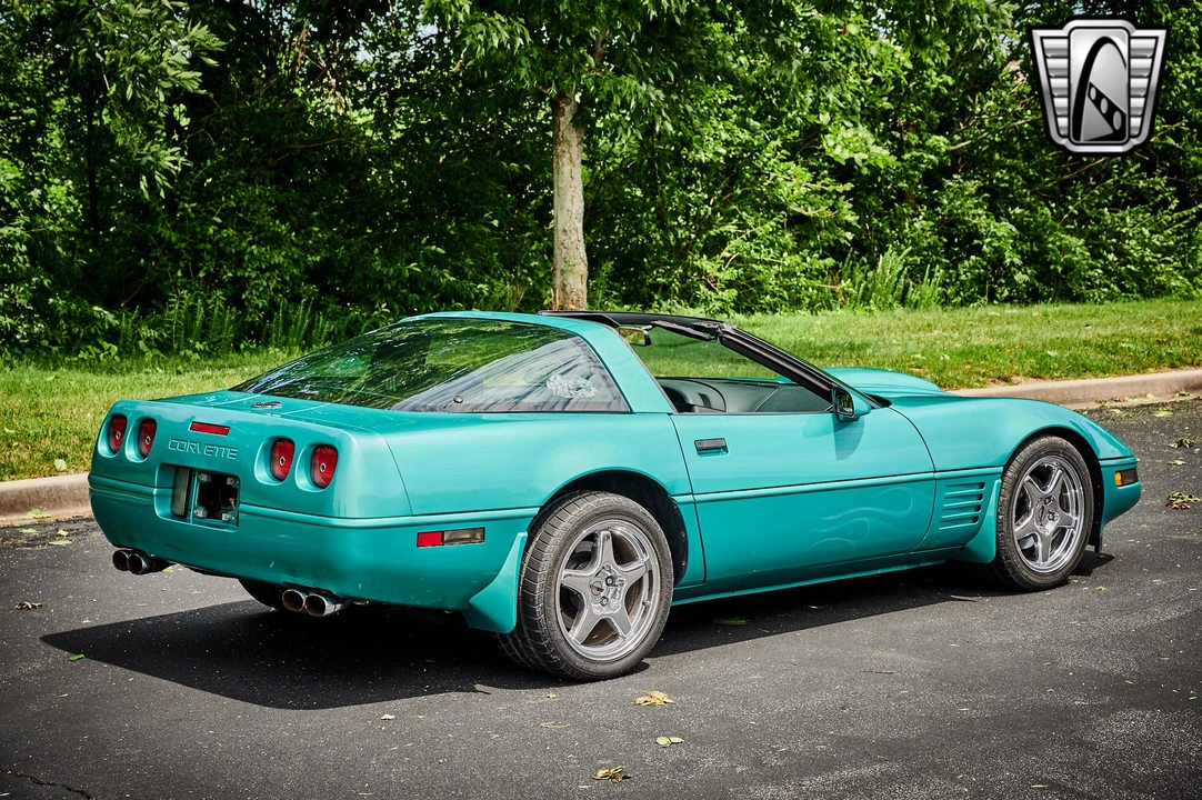 1991 Chevrolet Corvette C4 - Image 20 of 31