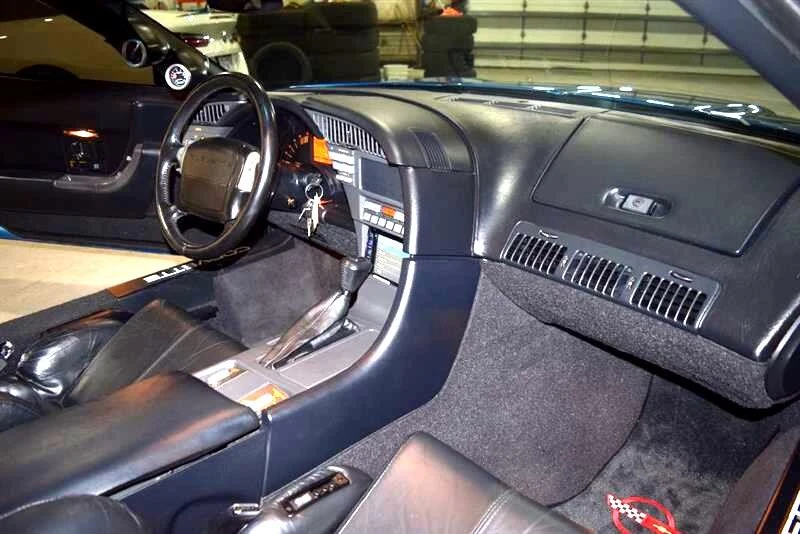 1991 Chevrolet Corvette C4 - Image 17 of 30