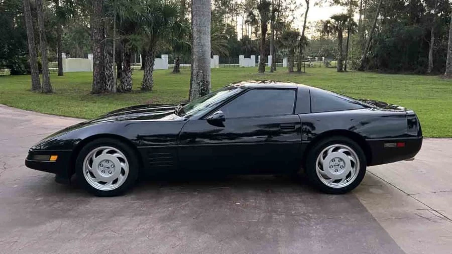 1991 Chevrolet Corvette C4 - Image 11 of 31