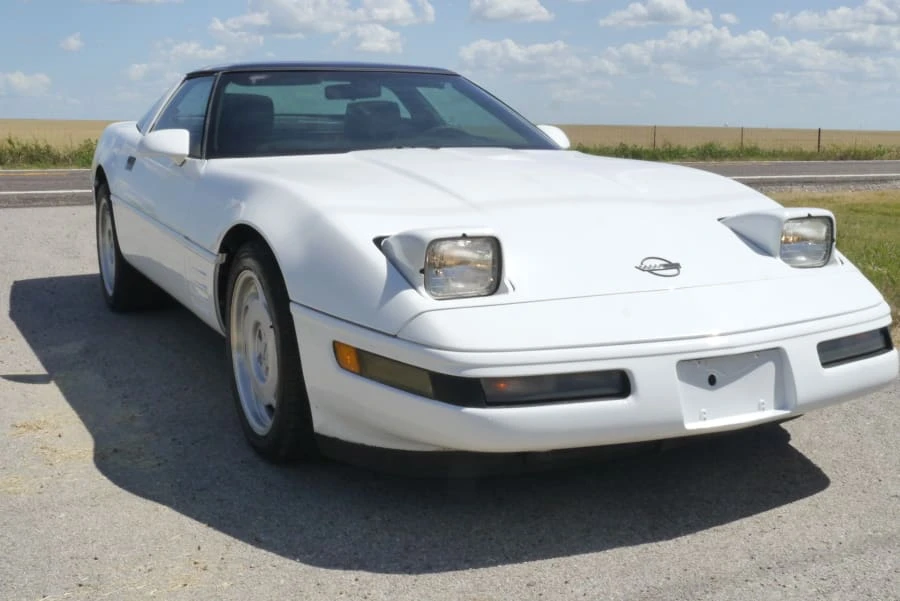 1991 Chevrolet Corvette C4 - Image 12 of 26