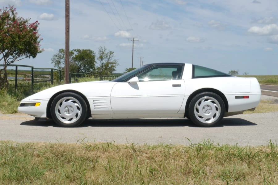 1991 Chevrolet Corvette C4 - Image 7 of 26