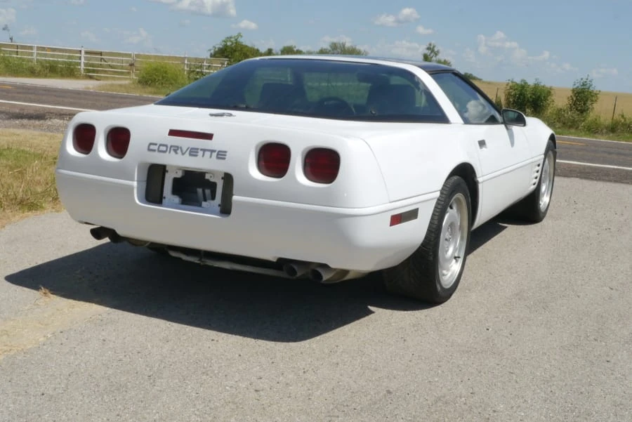 1991 Chevrolet Corvette C4 - Image 3 of 26