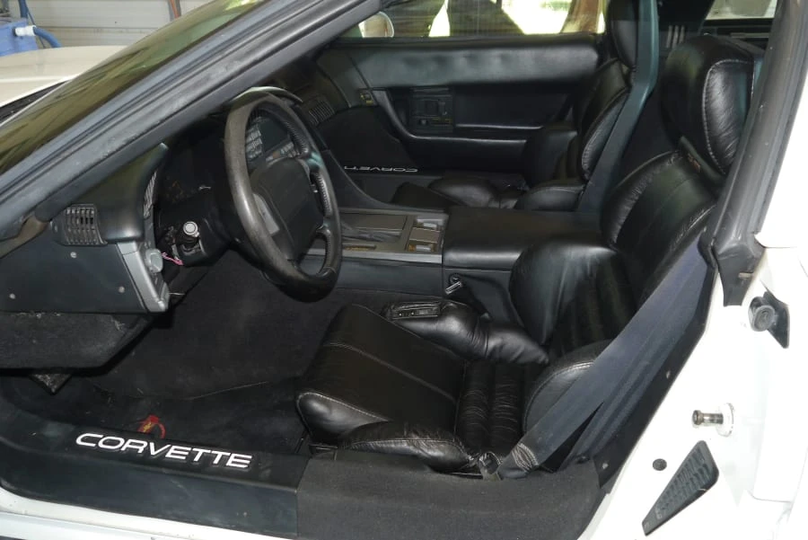 1991 Chevrolet Corvette C4 - Image 15 of 26