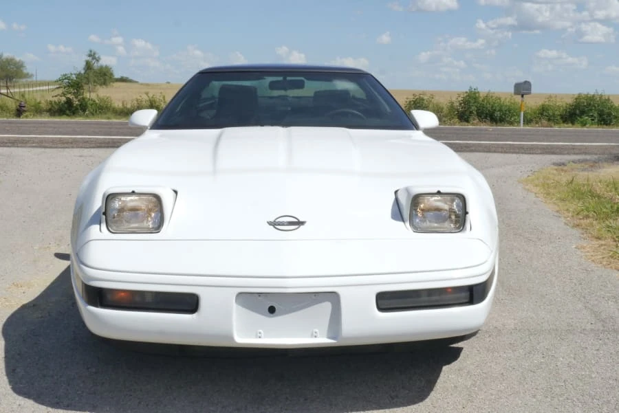1991 Chevrolet Corvette C4 - Image 13 of 26