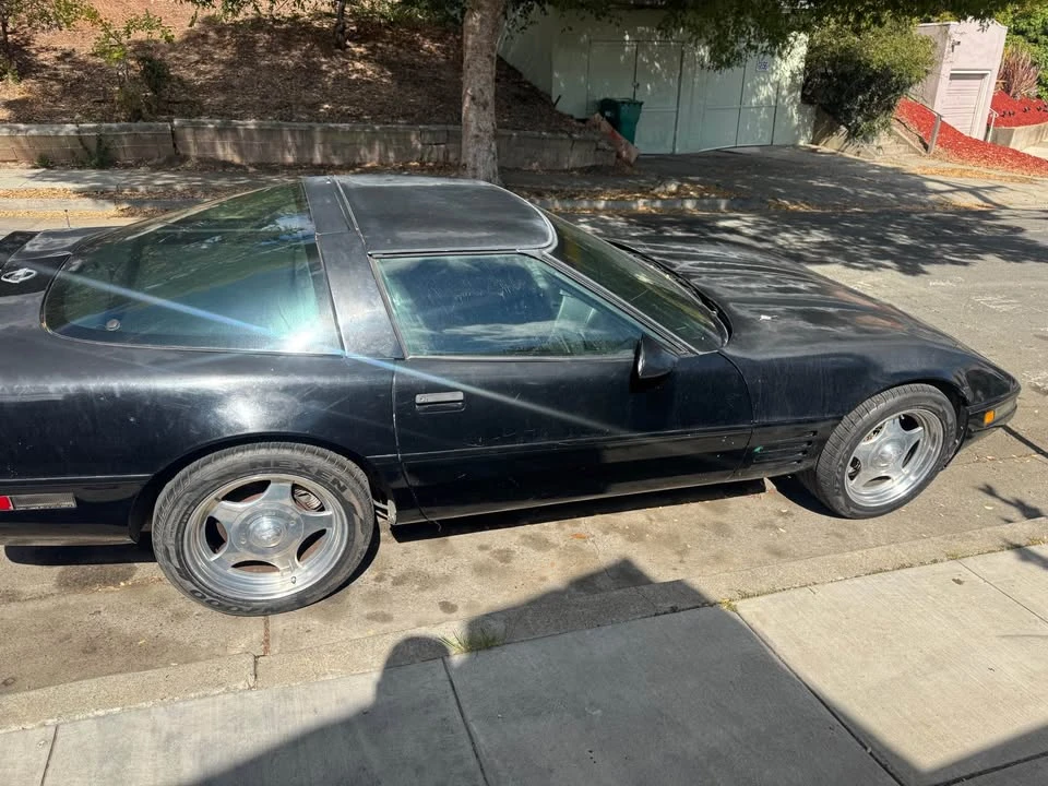 1991 Chevrolet Corvette C4 - Image 2 of 5