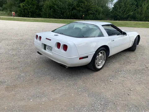 1991 Chevrolet Corvette C4 - Image 3 of 8